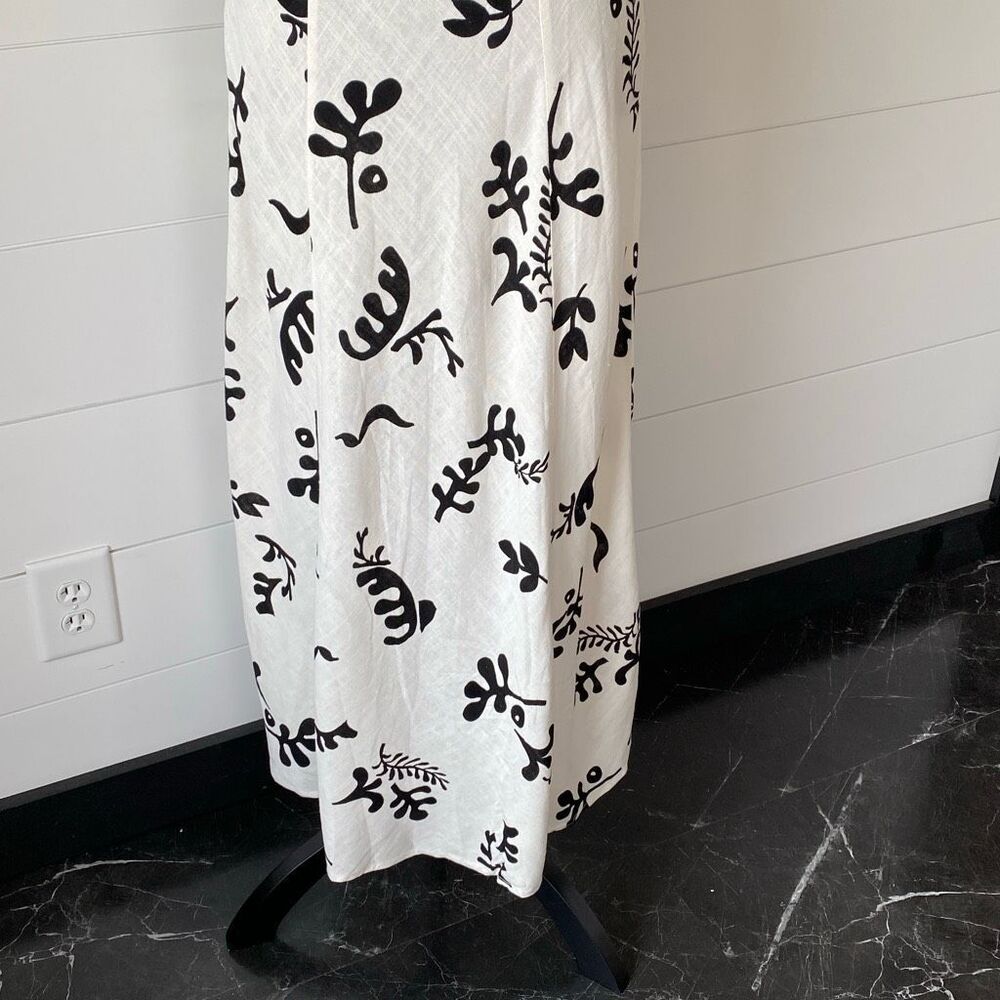 PAPER HEART Linen Blend Black Leaf Print White Maxi Dress Size M 
NWT/002 - Picture 6 of 15